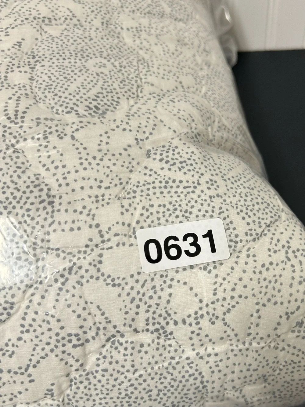 West Elm Dotted Floral Quilt king